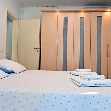 Corfu Twins Apartment *